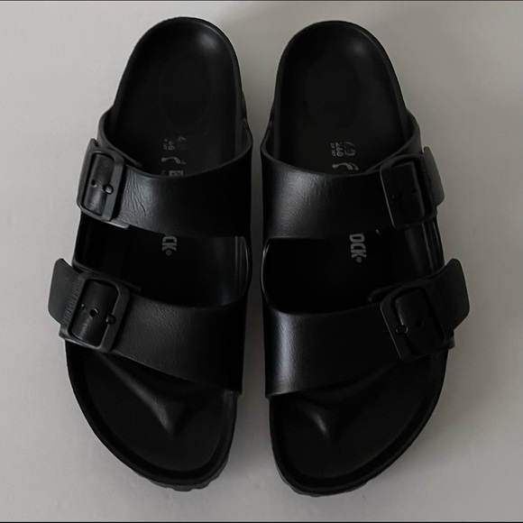 Birkenstock Arizona Rubber EVA Sandal - Urban Outfitters | SandÃ¡lias, Sapatos, Sandalhas
